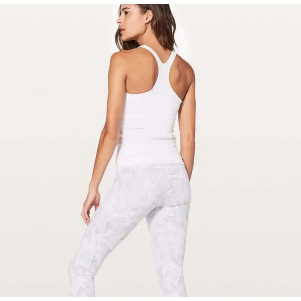 Lululemon Ebb To Street Tank II White Light Support Hip Length Size 6 Athleisure